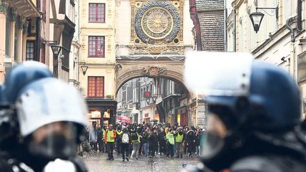Am 12. Januar 2019 demonstrierte die „Gilet jaunes“-Bewegung auch in Flauberts Heimatstadt Rouen.