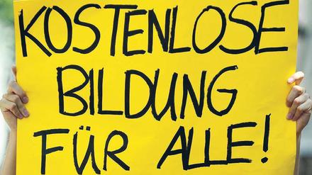 Protest. Das Institut der Deutschen Wirtschaft betont Erfolge der Gebühren. Foto: ddp