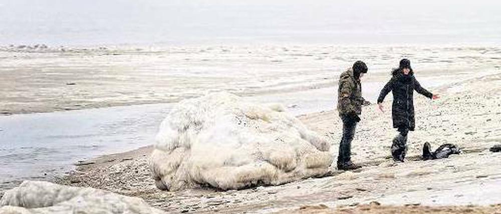Eiskalte Furcht. Fiele der Golfstrom aus, sähe der Strand von Sylt häufiger so aus wie auf dieser Aufnahme vom Dezember. 