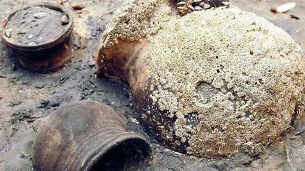 Alte Gefäße. Forscher aus Bremerhaven wollen nach Spuren menschlicher Kulturen und antiken Schiffswracks suchen. Foto: dpa