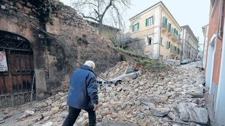 Zerstört. Am 6. April 2009 verwüstete ein Erdbeben L’Aquila. Nun wurden Forscher dafür verantwortlich gemacht, nicht ausreichend vor der Gefahr gewarnt zu haben. 
