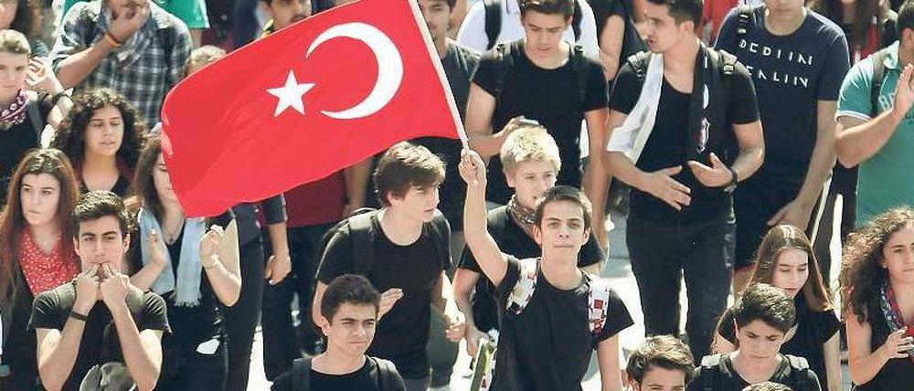 Auf der Straße. Demonstranten im Juni in Istanbul. Viele von ihnen sind Studierende, an den Unis gründen sie Gruppen zur Mitbestimmung. 