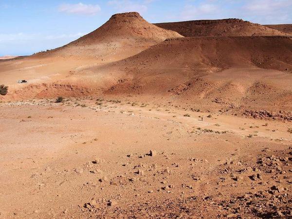 Fundstelle. Die Kem Kem-Region im Südosten Marokko ist heute eine Wüste. Vor 97 Millionen Jahren jagte hier eine Dornenechse.