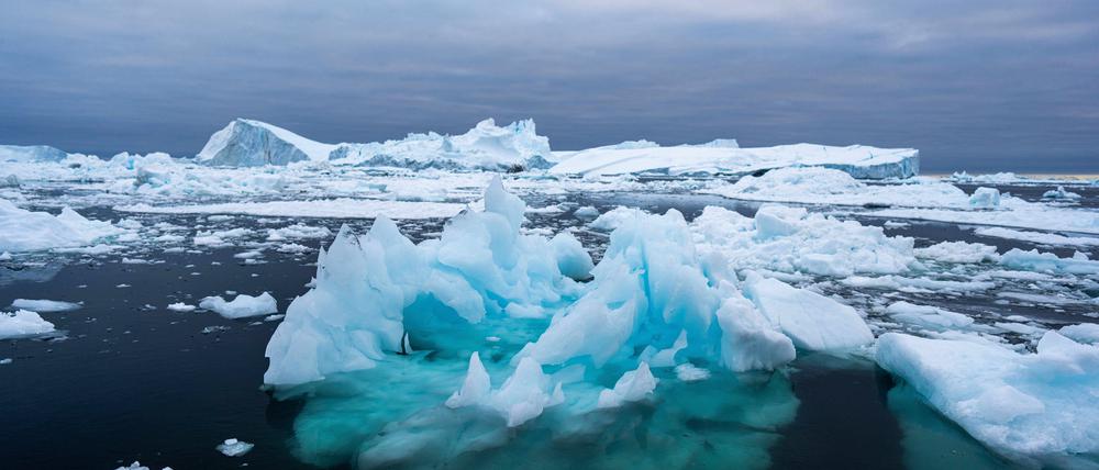 Der Schutz der Ozonschicht hat das Abschmelzen des arktischen Meereises um bis zu 15 Jahre verzögert.