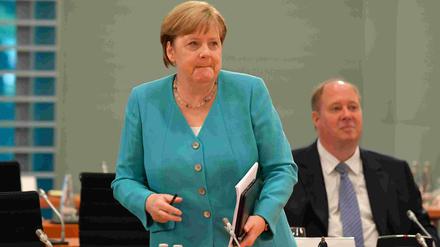 Bundeskanzlerin Angela Merkel und Kanzleramtschef Helge Braun (beide CDU).