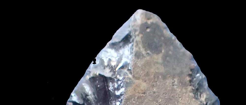 Steinzeitliches Werkzeug aus Obsidian, das im Bale-Gebirge in Äthiopien gefunden wurde. 