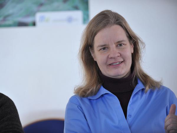 Miranda Schreurs ist Professorin für Vergleichende Politikwissenschaft und Leiterin des Forschungszentrums für Umweltpolitik der Freien Universität Berlin.
