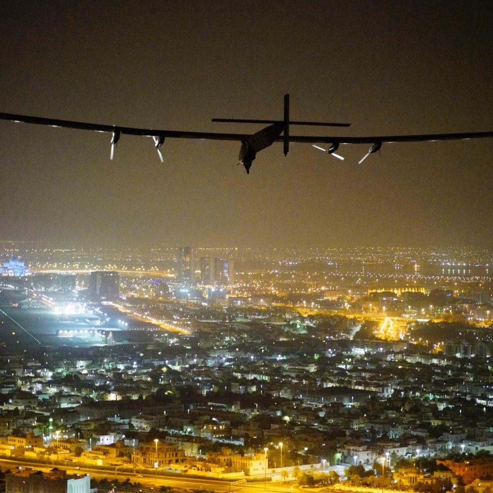 Solar Impulse 2: Solarflieger schafft Weltumrundung