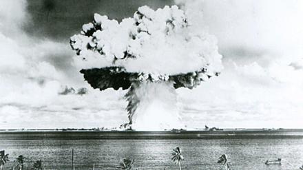 Der Fallout von Atomexplosionen - hier der Test Baker im Juli 1946 auf dem Bikini-Atoll - könnte ein Marker für den Beginn des Anthropozäns sein. 